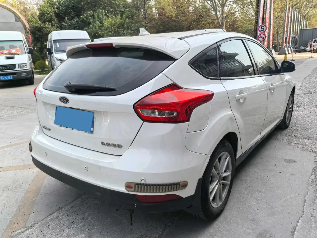 2018 Ford Focus 1.6L 125HP L4 6DCT,autocango,china used car exporter,china ev exporter,chinese used car exporter,chinese used ev exporter