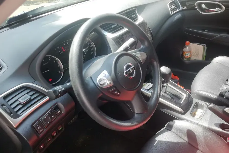 2022 Nissan Sylphy 1.6L 122HP L4 CVT,autocango,china used car exporter,china ev exporter,chinese used car exporter,chinese used ev exporter