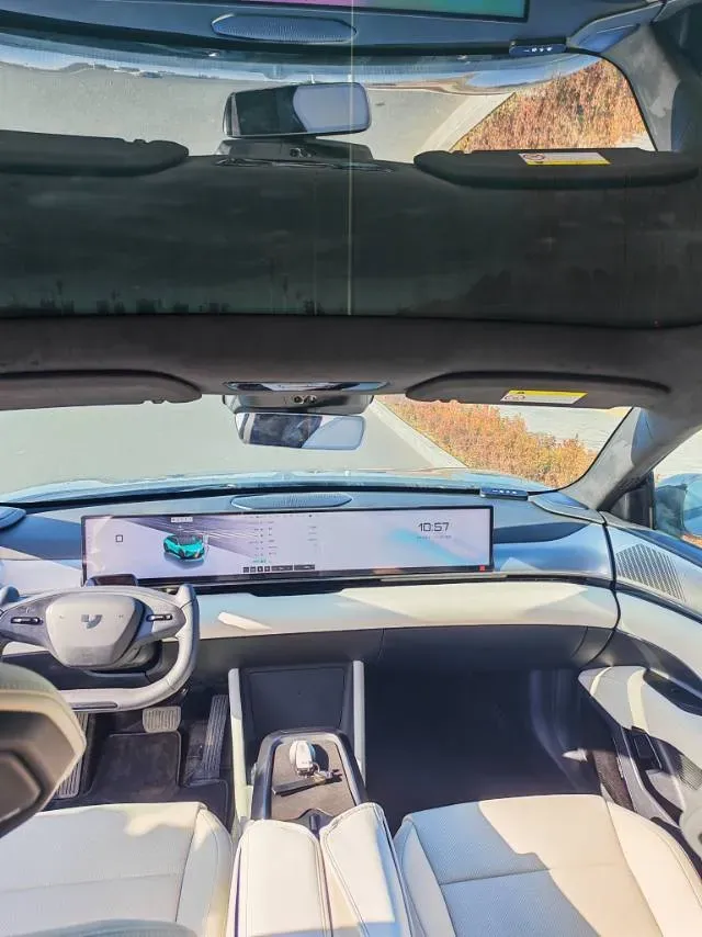 2024 JiYue 01 BEV 100KWH,autocango,china used car exporter,china ev exporter,chinese used car exporter,chinese used ev exporter