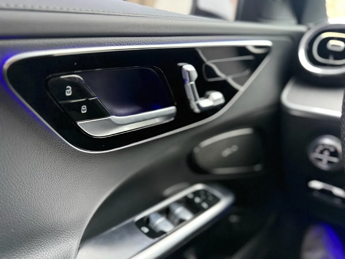 2024 Mercedes-Benz C Class 1.5T 170HP L4 9AT,autocango,china used car exporter,china ev exporter,chinese used car exporter,chinese used ev exporter