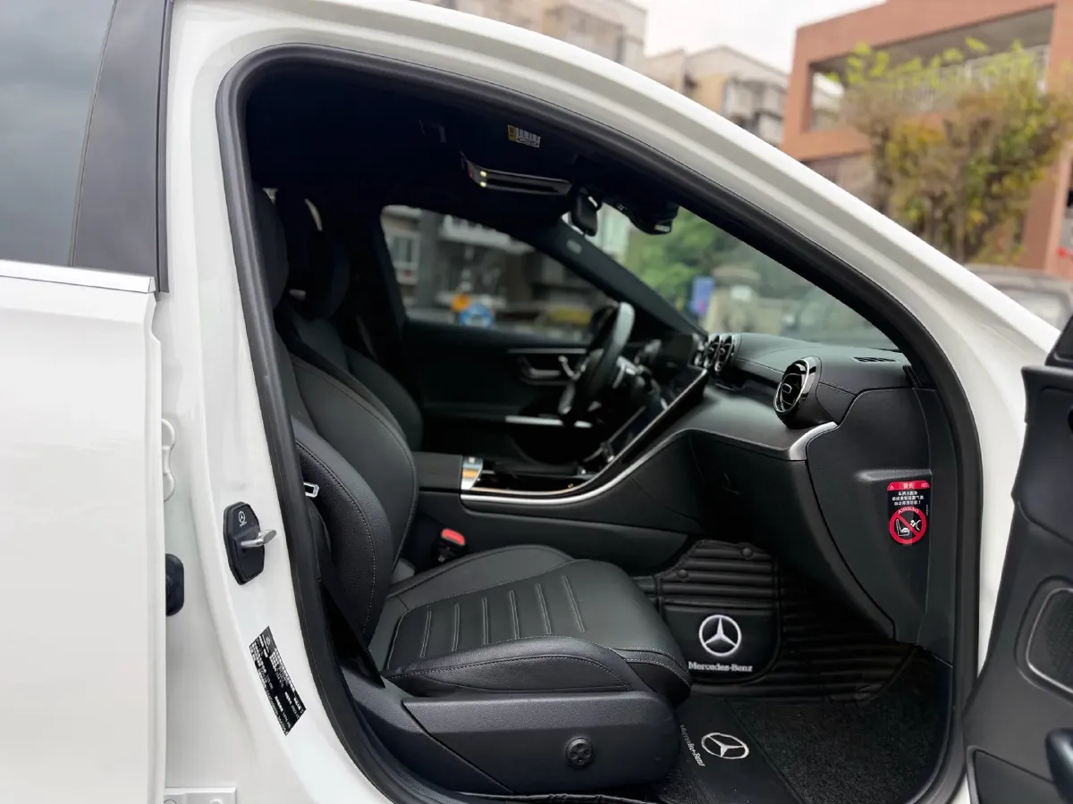 2024 Mercedes-Benz C Class 1.5T 170HP L4 9AT,autocango,china used car exporter,china ev exporter,chinese used car exporter,chinese used ev exporter