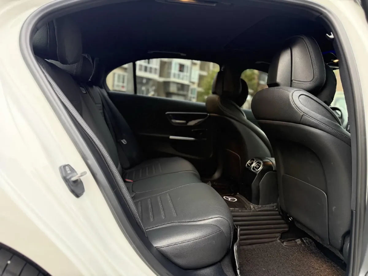 2024 Mercedes-Benz C Class 1.5T 170HP L4 9AT,autocango,china used car exporter,china ev exporter,chinese used car exporter,chinese used ev exporter