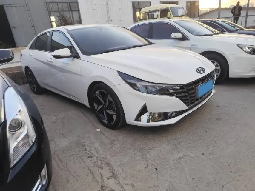 2021 Hyundai Elantra 1.5L 115HP L4 CVT,autocango,china used car exporter,china ev exporter,chinese used car exporter,chinese used ev exporter