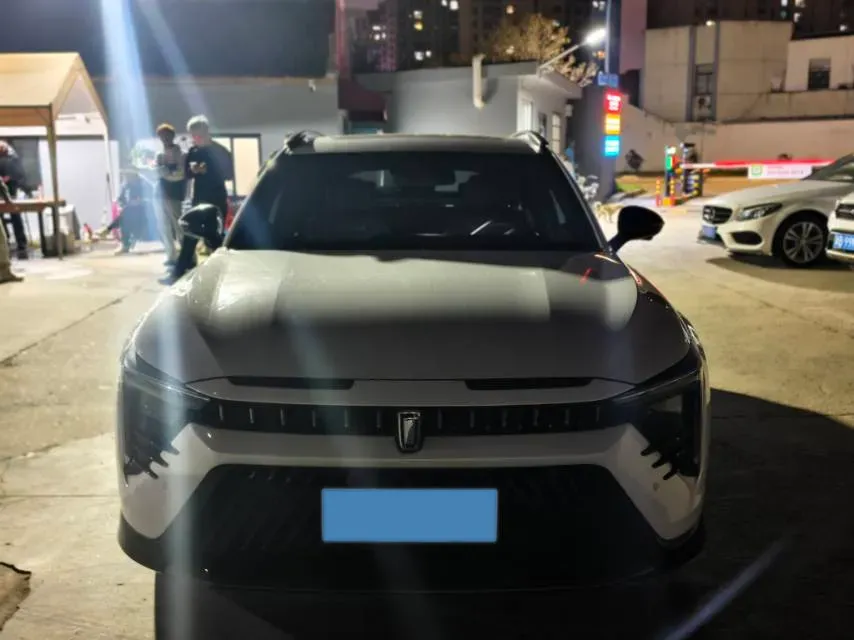 2022 Bestune B70S 2.0T 224HP L4 6AT,autocango,china used car exporter,china ev exporter,chinese used car exporter,chinese used ev exporter