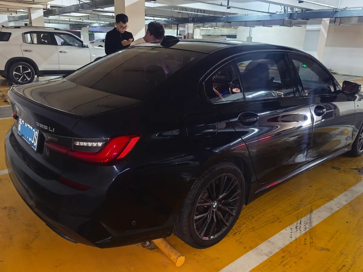 2021 BMW 3 Series 2.0T 184HP L4 8AT,autocango,china used car exporter,china ev exporter,chinese used car exporter,chinese used ev exporter