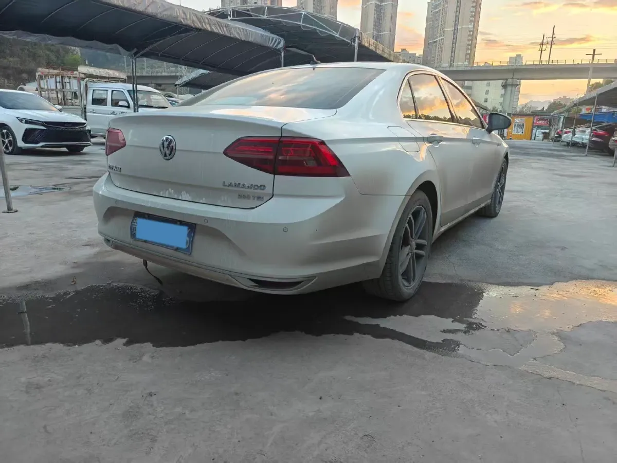 2019 Volkswagen Passat 1.4T 150HP L4 7DCT,autocango,china used car exporter,china ev exporter,chinese used car exporter,chinese used ev exporter