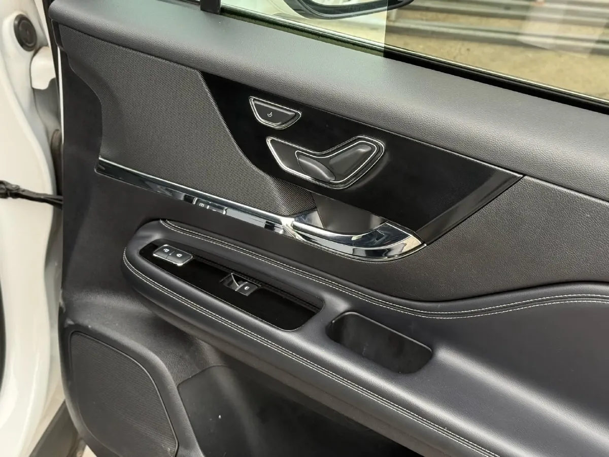 2022 Lincoln Corsair 2.0T 245HP L4 8AT,autocango,china used car exporter,china ev exporter,chinese used car exporter,chinese used ev exporter