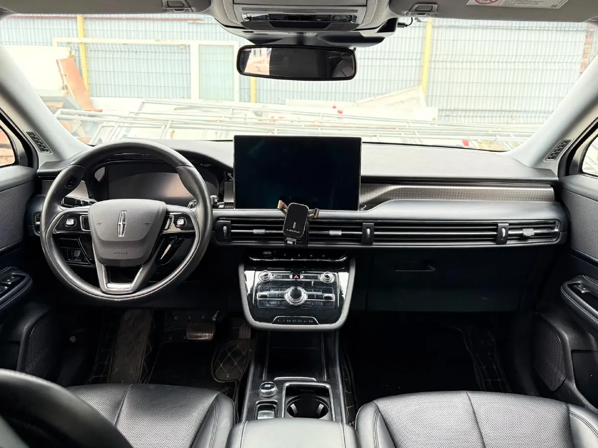 2022 Lincoln Corsair 2.0T 245HP L4 8AT,autocango,china used car exporter,china ev exporter,chinese used car exporter,chinese used ev exporter