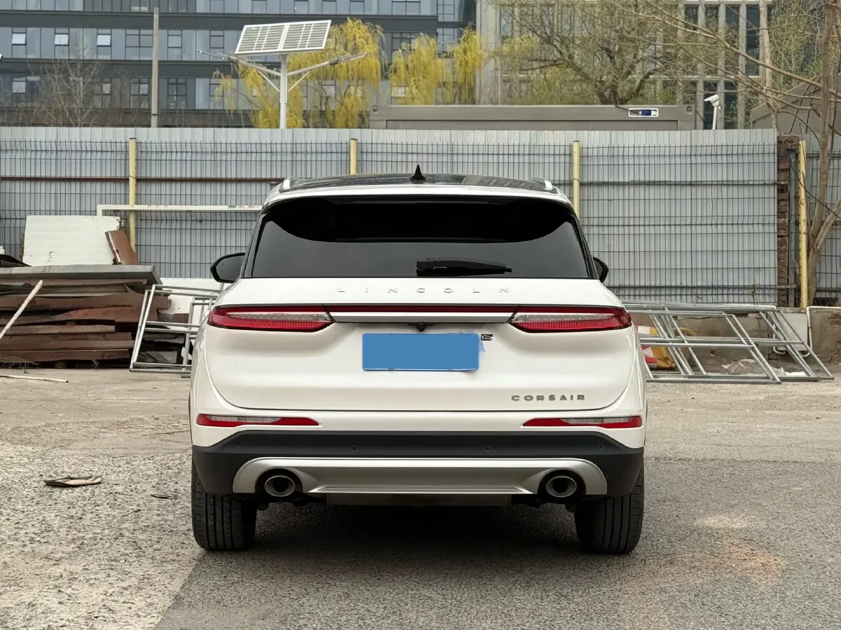 2022 Lincoln Corsair 2.0T 245HP L4 8AT,autocango,china used car exporter,china ev exporter,chinese used car exporter,chinese used ev exporter