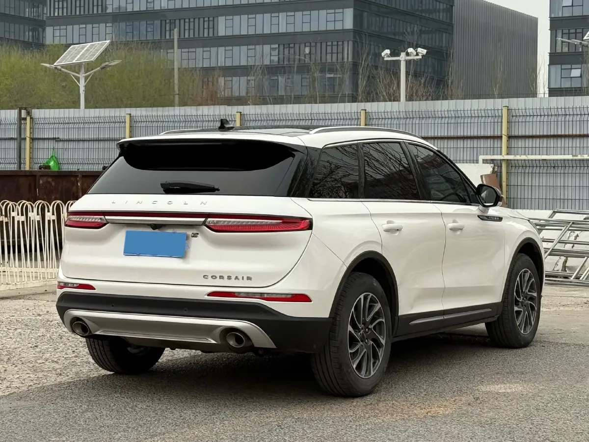 2022 Lincoln Corsair 2.0T 245HP L4 8AT,autocango,china used car exporter,china ev exporter,chinese used car exporter,chinese used ev exporter