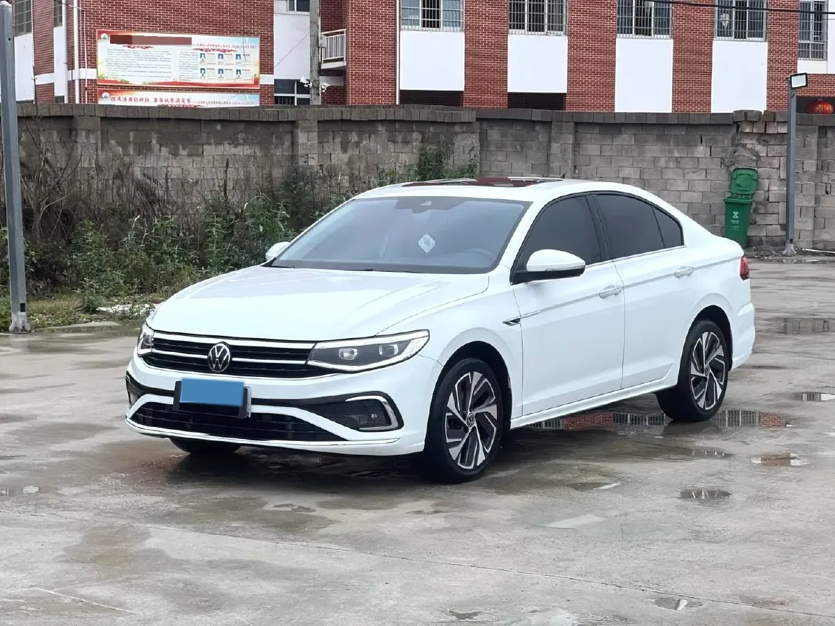 2024 Volkswagen Bora 1.5T 160HP L4 7DCT,autocango,china used car exporter,china ev exporter,chinese used car exporter,chinese used ev exporter