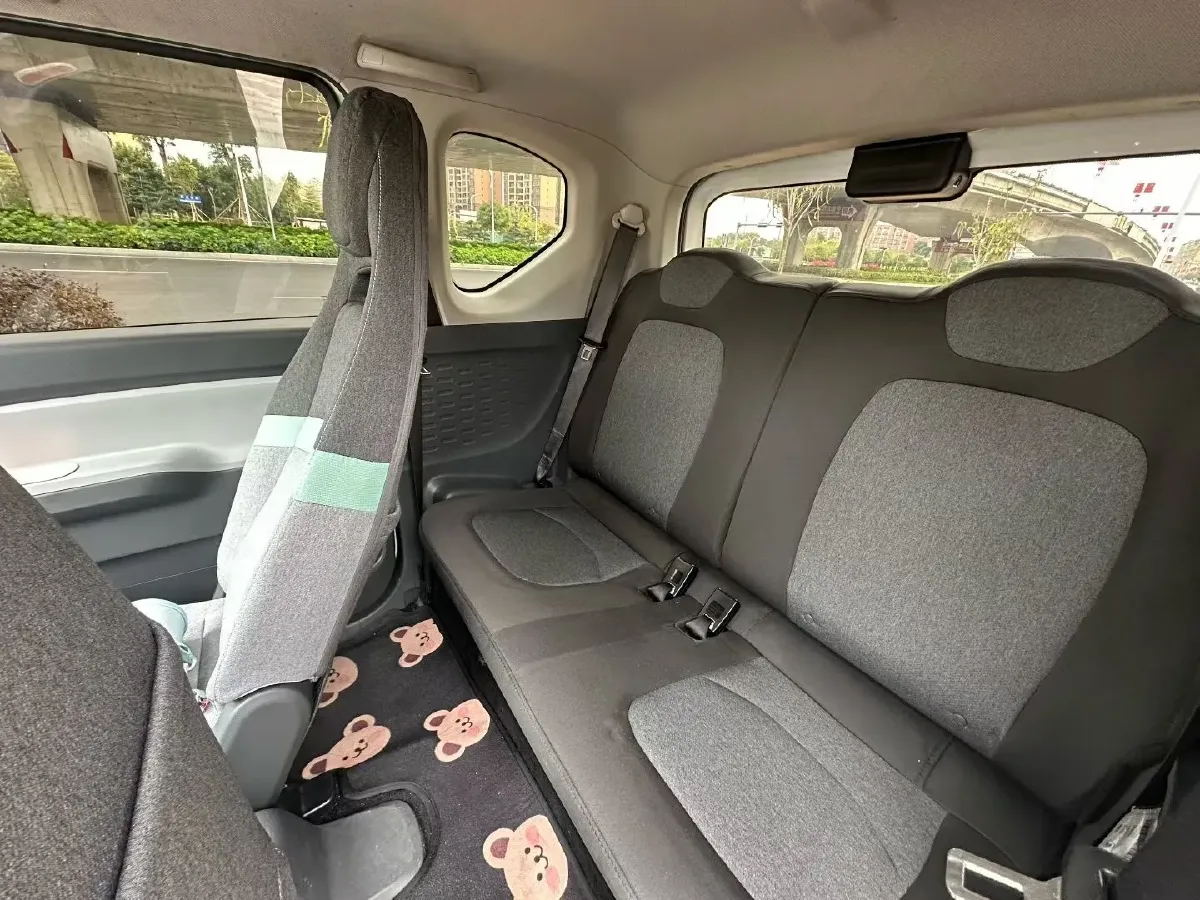 2022 WuLing HongGuang MINI EV BEV 9KWH,autocango,china used car exporter,china ev exporter,chinese used car exporter,chinese used ev exporter