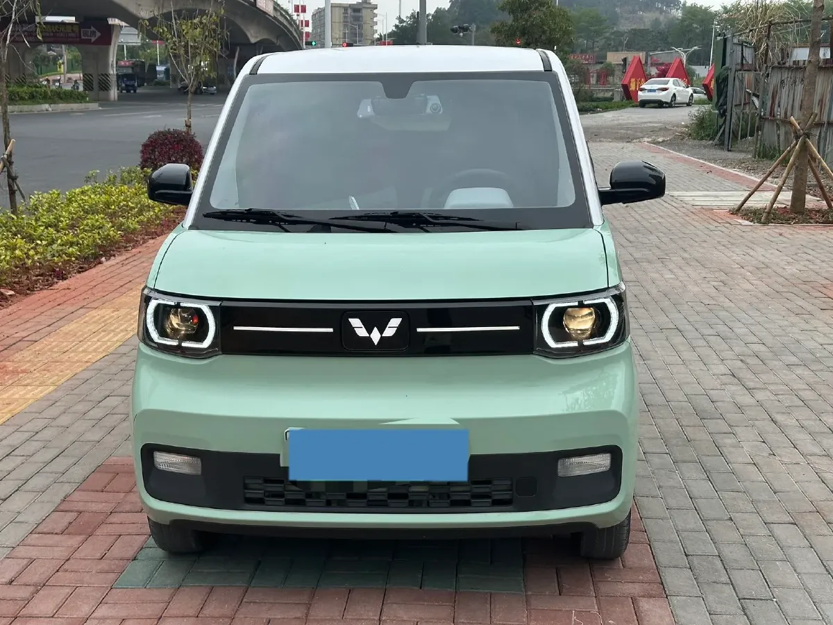 2022 WuLing HongGuang MINI EV BEV 9KWH,autocango,china used car exporter,china ev exporter,chinese used car exporter,chinese used ev exporter