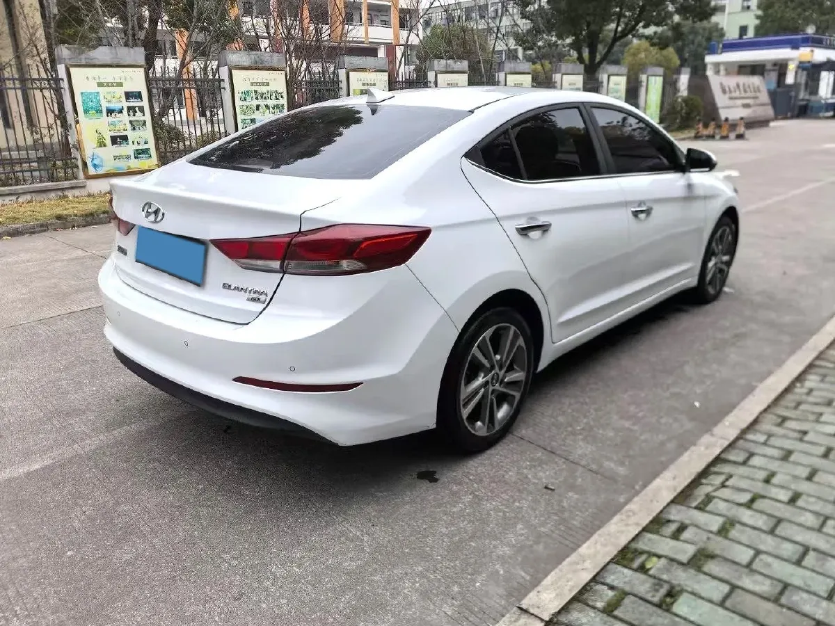 2016 Hyundai Elantra 1.6L 130HP L4 6AT,autocango,china used car exporter,china ev exporter,chinese used car exporter,chinese used ev exporter