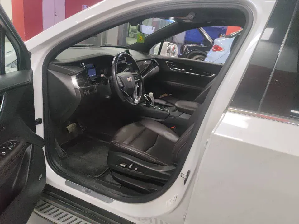 2020 Cadillac XT6 2.0T 237HP L4 9AT,autocango,china used car exporter,china ev exporter,chinese used car exporter,chinese used ev exporter