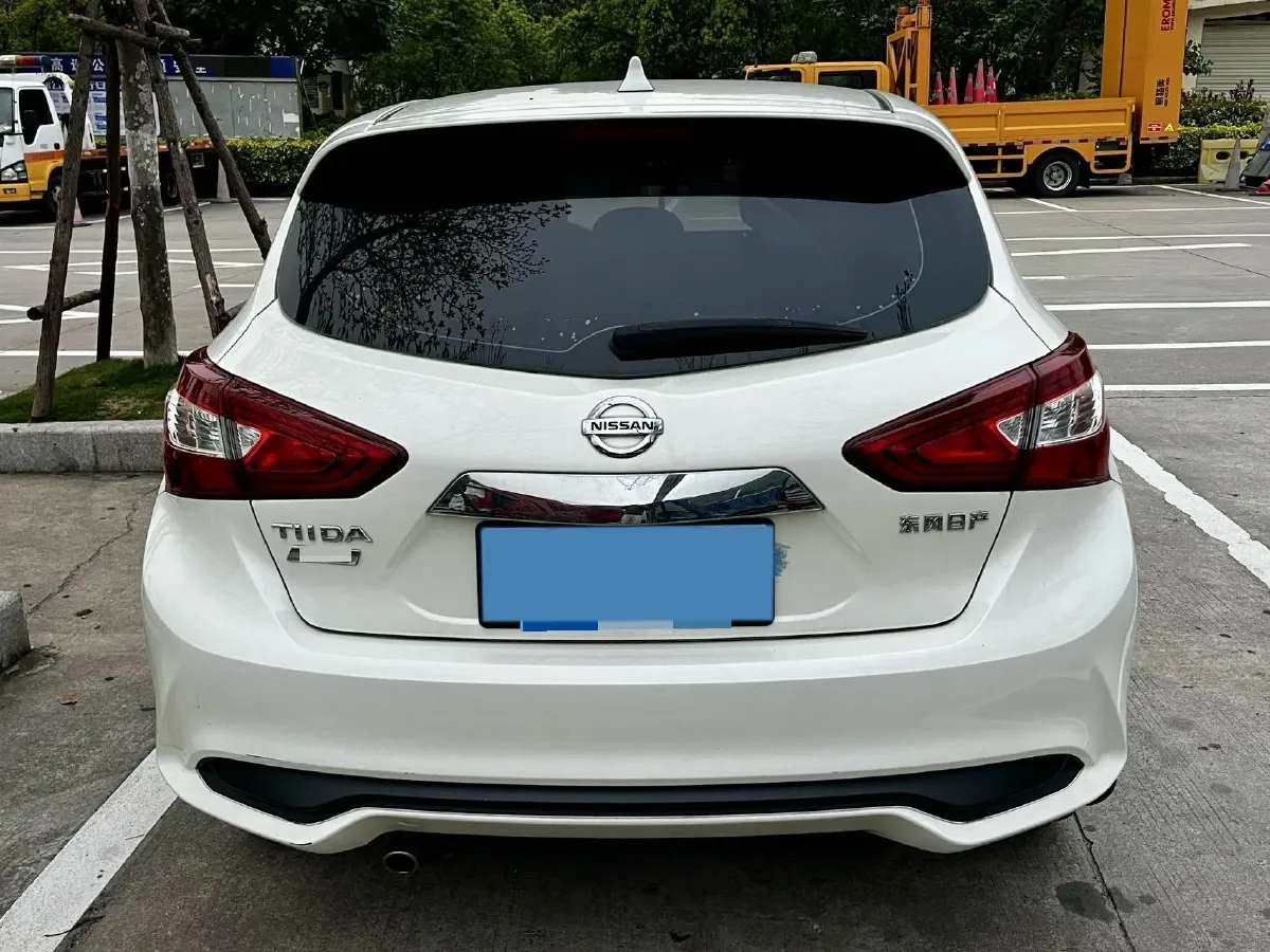 2021 Nissan Tiida 1.6L 122HP L4 CVT,autocango,china used car exporter,china ev exporter,chinese used car exporter,chinese used ev exporter
