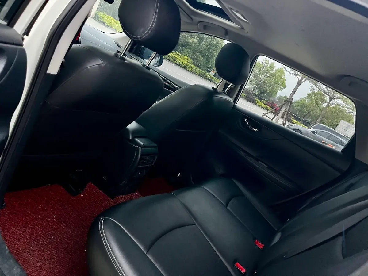 2021 Nissan Tiida 1.6L 122HP L4 CVT,autocango,china used car exporter,china ev exporter,chinese used car exporter,chinese used ev exporter