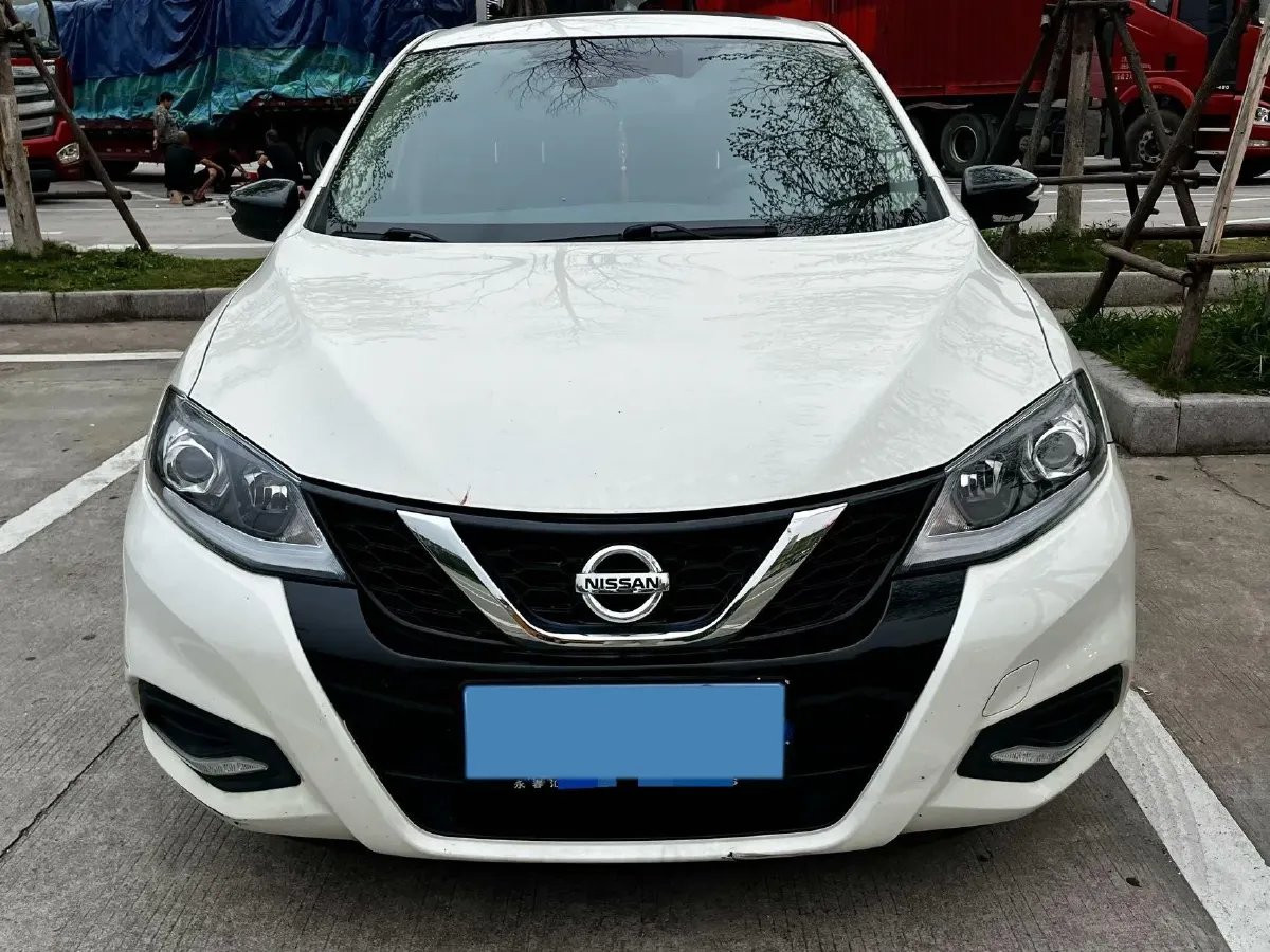 2021 Nissan Tiida 1.6L 122HP L4 CVT,autocango,china used car exporter,china ev exporter,chinese used car exporter,chinese used ev exporter