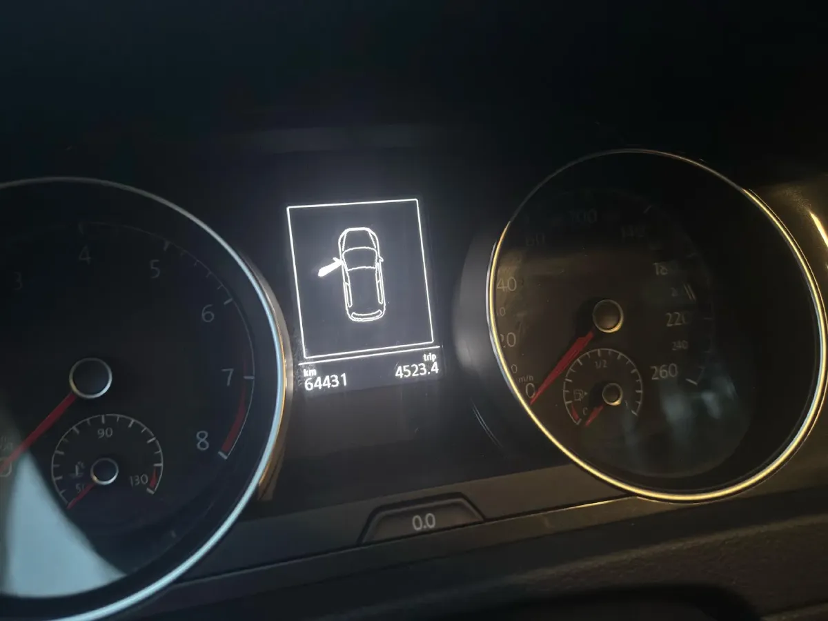 2018 Volkswagen Golf 1.6L 110HP L4 6AT,autocango,china used car exporter,china ev exporter,chinese used car exporter,chinese used ev exporter