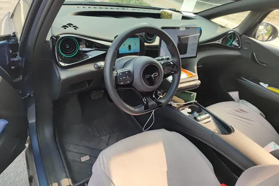 2025 BYD Dolphin BEV 44.928KWH,autocango,china used car exporter,china ev exporter,chinese used car exporter,chinese used ev exporter