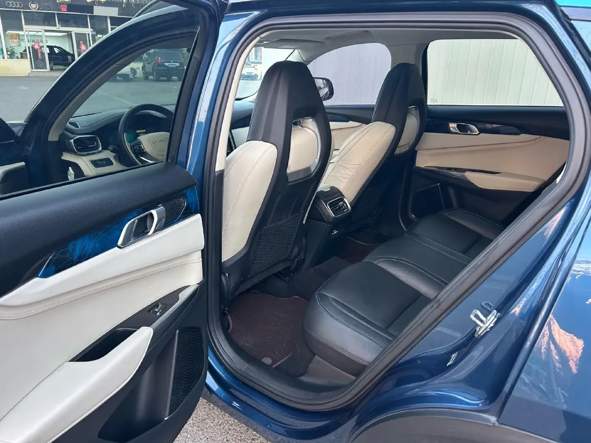 2018 Foton Tunland 2.0T 218HP L4 6AT,autocango,china used car exporter,china ev exporter,chinese used car exporter,chinese used ev exporter