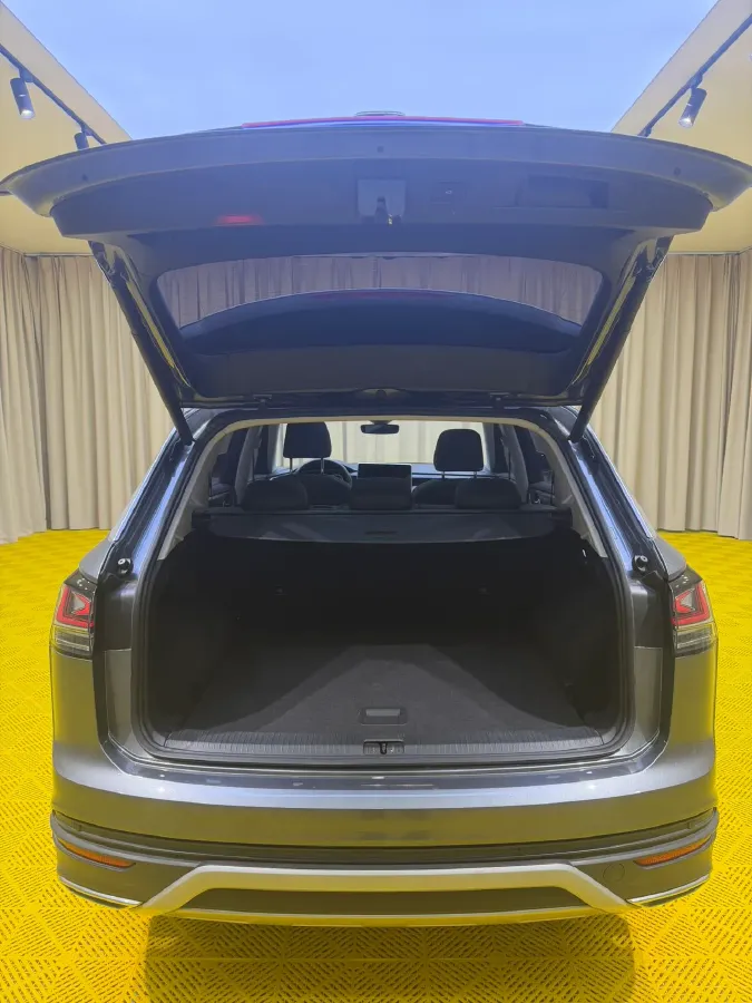 2023 Volkswagen Tayron 1.4T 150HP L4 7DCT,autocango,china used car exporter,china ev exporter,chinese used car exporter,chinese used ev exporter