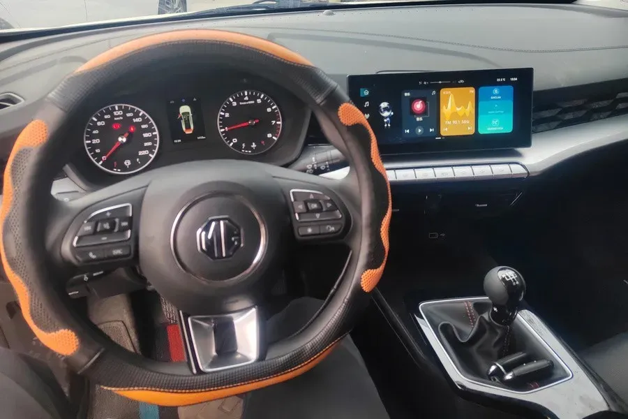 2023 MG 5 1.5L 129HP L4 5MT,autocango,china used car exporter,china ev exporter,chinese used car exporter,chinese used ev exporter