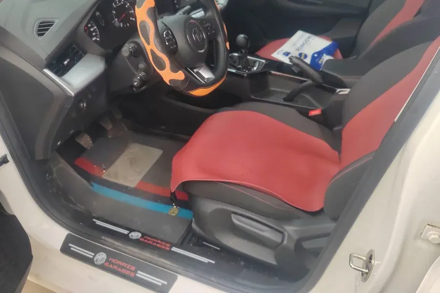 2023 MG 5 1.5L 129HP L4 5MT,autocango,china used car exporter,china ev exporter,chinese used car exporter,chinese used ev exporter