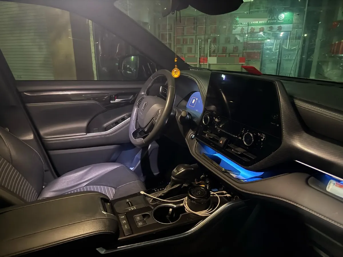 2023 Toyota Crown Kluger 2.5L 189HP L4 E-CVT Hybrid,autocango,china used car exporter,china ev exporter,chinese used car exporter,chinese used ev exporter