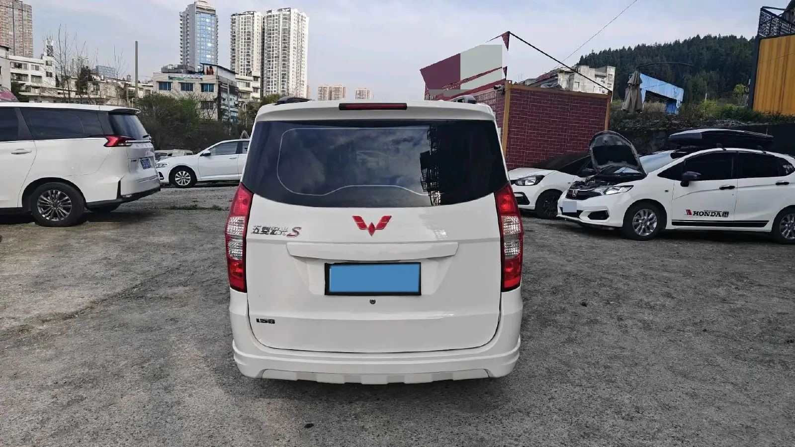 2016 WuLing HongGuang 1.5L 112HP L4 5MT,autocango,china used car exporter,china ev exporter,chinese used car exporter,chinese used ev exporter