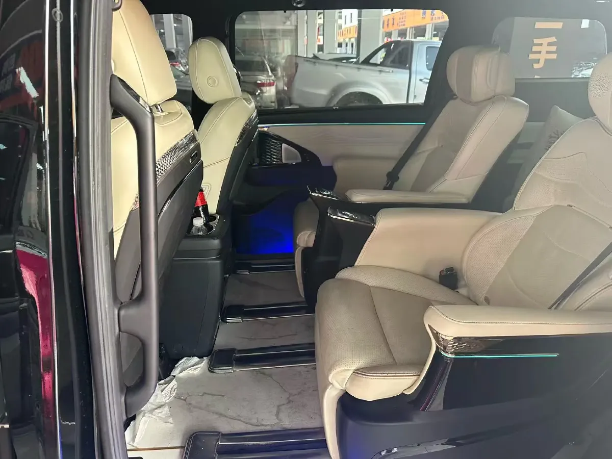 2023 GAC Trumpchi M8 2.0T 190HP L4 E-CVT Hybrid,autocango,china used car exporter,china ev exporter,chinese used car exporter,chinese used ev exporter