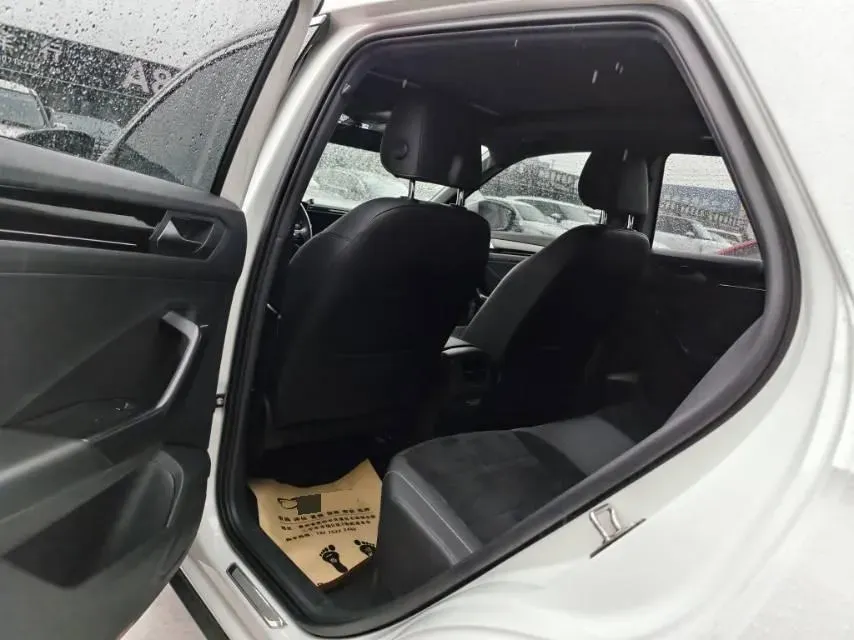 2018 Ford Kuga 1.5T 181HP L4 6AT,autocango,china used car exporter,china ev exporter,chinese used car exporter,chinese used ev exporter