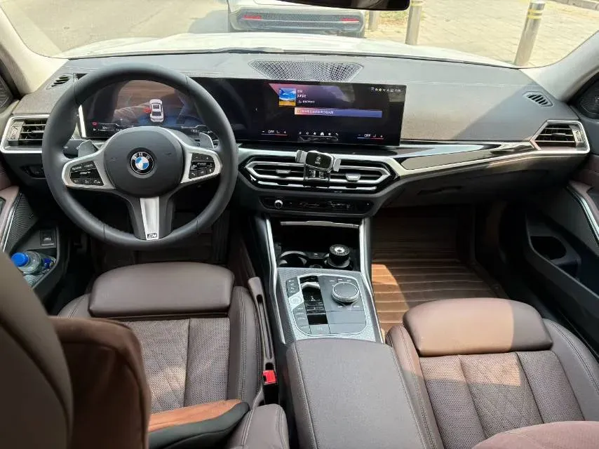 2024 BMW 3 Series 2.0T 184HP L4 8AT,autocango,china used car exporter,china ev exporter,chinese used car exporter,chinese used ev exporter