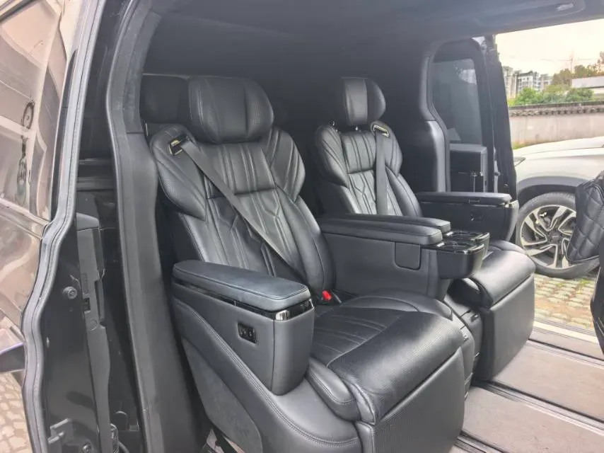 2022 Zeekr 009 BEV 116KWH,autocango,china used car exporter,china ev exporter,chinese used car exporter,chinese used ev exporter