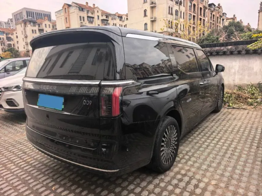 2022 Zeekr 009 BEV 116KWH,autocango,china used car exporter,china ev exporter,chinese used car exporter,chinese used ev exporter