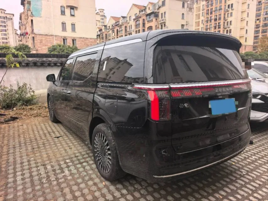 2022 Zeekr 009 BEV 116KWH,autocango,china used car exporter,china ev exporter,chinese used car exporter,chinese used ev exporter
