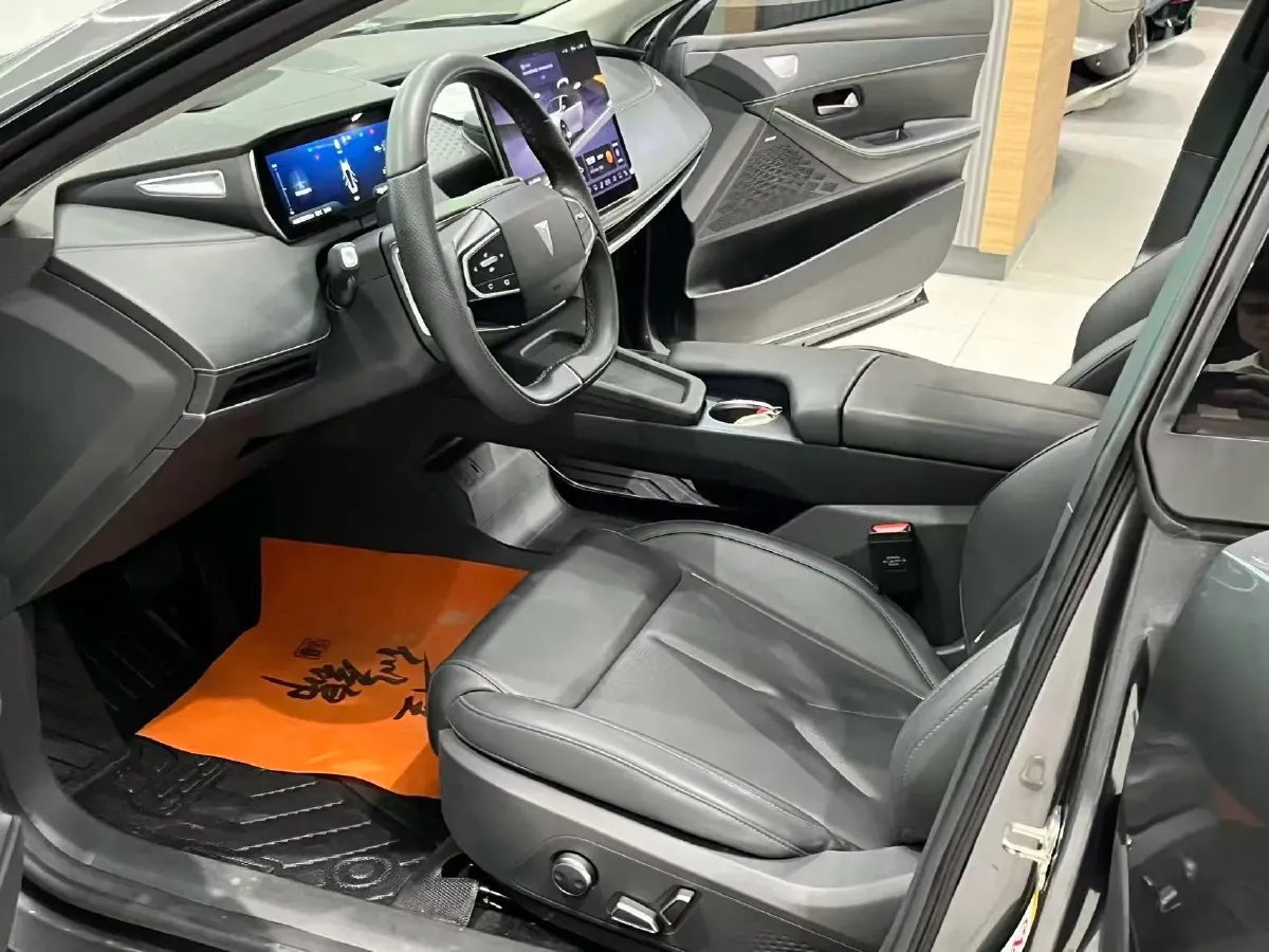 2023 Deepal SL03 1.5L 95HP L4 REEV 28.39KWH,autocango,china used car exporter,china ev exporter,chinese used car exporter,chinese used ev exporter