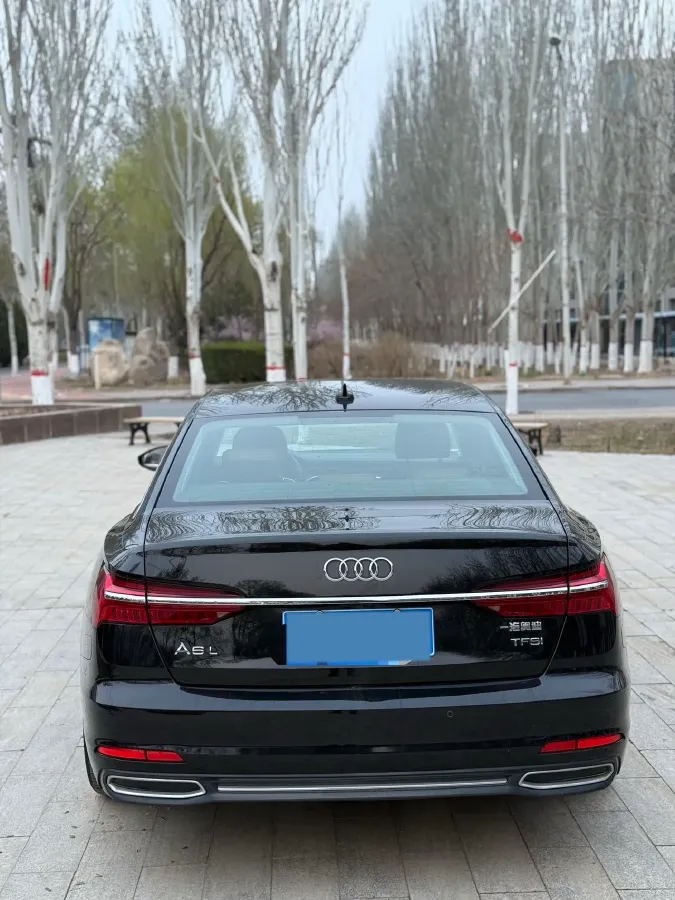 2019 Audi A6L 2.0T 190HP L4 7DCT,autocango,china used car exporter,china ev exporter,chinese used car exporter,chinese used ev exporter