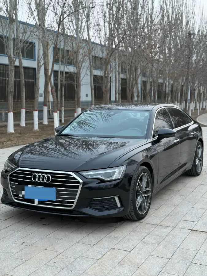 2019 Audi A6L 2.0T 190HP L4 7DCT,autocango,china used car exporter,china ev exporter,chinese used car exporter,chinese used ev exporter