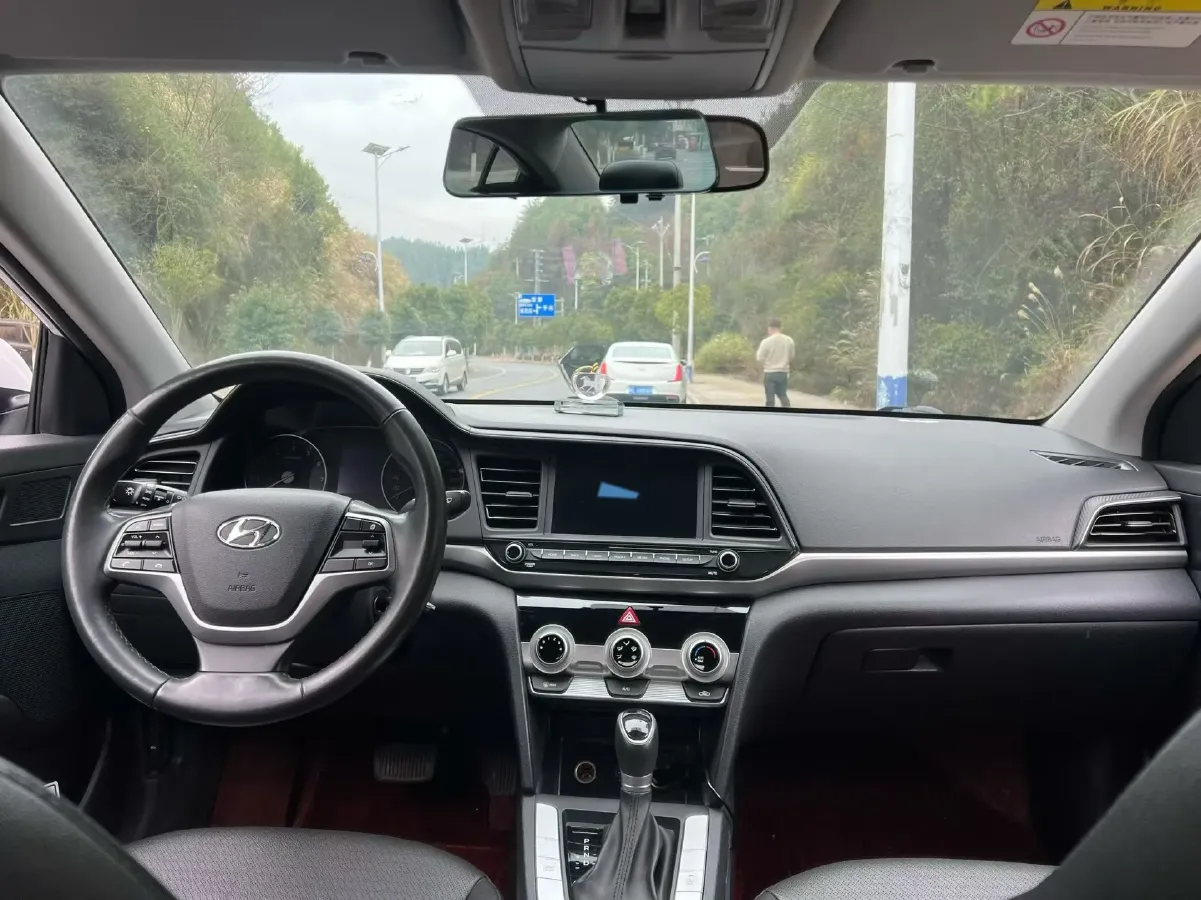 2020 Hyundai Elantra 1.5L 115HP L4 CVT,autocango,china used car exporter,china ev exporter,chinese used car exporter,chinese used ev exporter