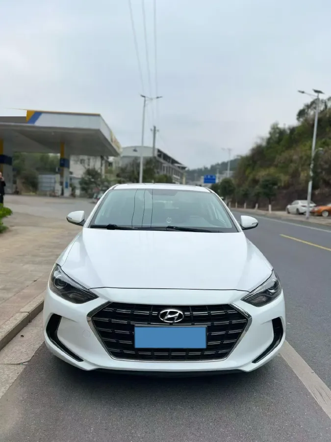 2020 Hyundai Elantra 1.5L 115HP L4 CVT,autocango,china used car exporter,china ev exporter,chinese used car exporter,chinese used ev exporter