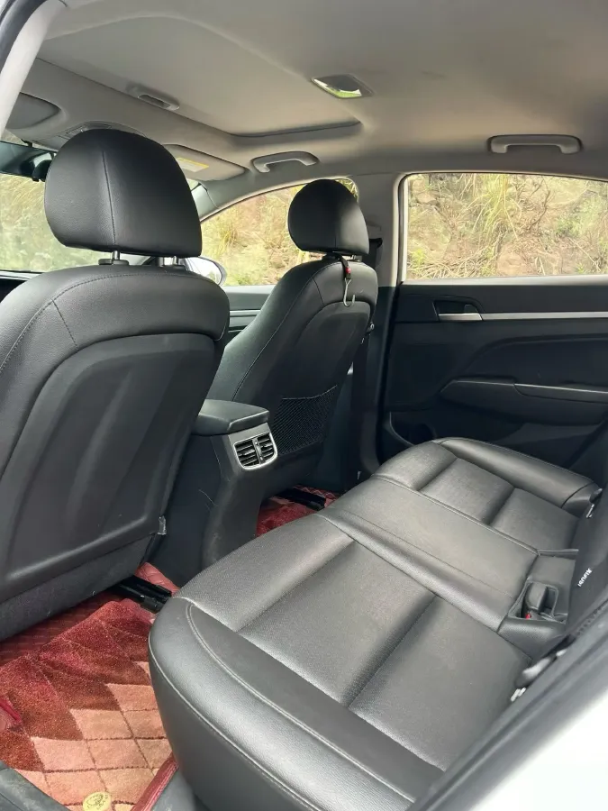 2020 Hyundai Elantra 1.5L 115HP L4 CVT,autocango,china used car exporter,china ev exporter,chinese used car exporter,chinese used ev exporter