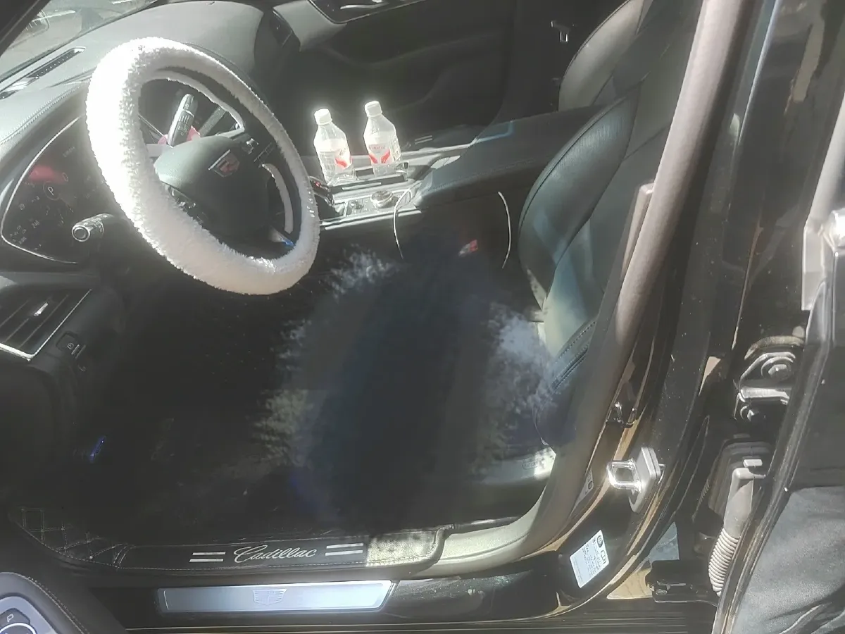 2023 Cadillac CT5 2.0T 237HP L4 10AT,autocango,china used car exporter,china ev exporter,chinese used car exporter,chinese used ev exporter