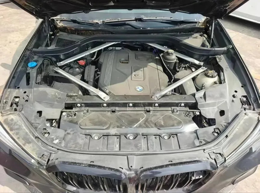 2022 BMW X5 3.0T 333HP L6 8AT,autocango,china used car exporter,china ev exporter,chinese used car exporter,chinese used ev exporter