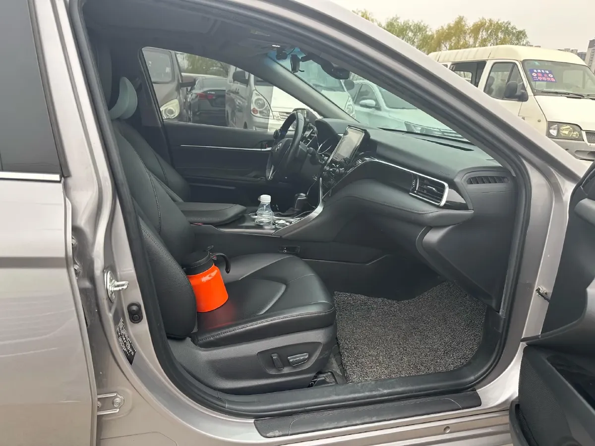 2023 Toyota Camry 2.5L 178HP L4 E-CVT Hybrid,autocango,china used car exporter,china ev exporter,chinese used car exporter,chinese used ev exporter