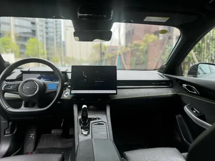 2025 LYNK&CO 03 1.5T 181HP L4 7DCT,autocango,china used car exporter,china ev exporter,chinese used car exporter,chinese used ev exporter