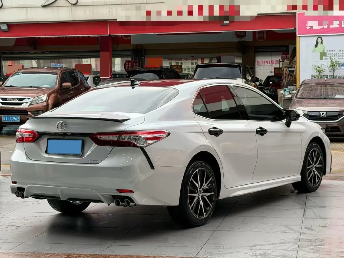 2021 Toyota Camry 2.5L 209HP L4 8AT,autocango,china used car exporter,china ev exporter,chinese used car exporter,chinese used ev exporter