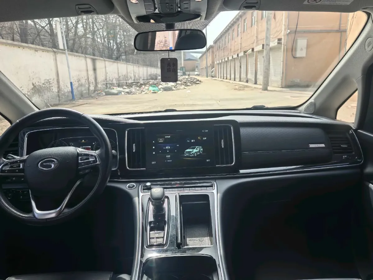 2021 GAC Trumpchi M8 2.0T 252HP L4 8AT,autocango,china used car exporter,china ev exporter,chinese used car exporter,chinese used ev exporter