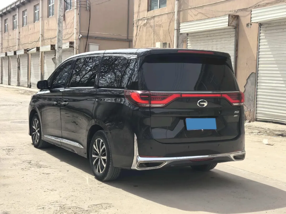 2021 GAC Trumpchi M8 2.0T 252HP L4 8AT,autocango,china used car exporter,china ev exporter,chinese used car exporter,chinese used ev exporter