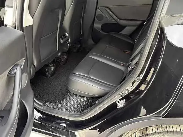 2022 BMW 3 Series 2.0T 184HP L4 8AT,autocango,china used car exporter,china ev exporter,chinese used car exporter,chinese used ev exporter